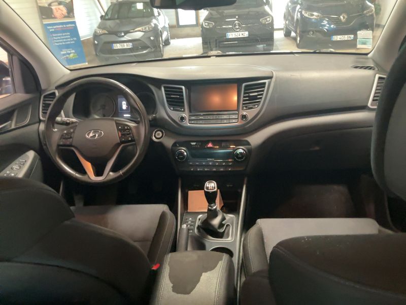 Hyundai Tucson 1.7 CRDi Tecno BlueDrive 2WD 2016 – снимка 17