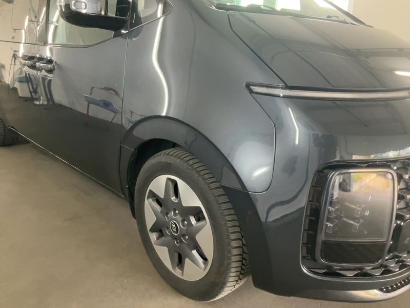 Hyundai Staria 2.2 CRDi Signature 4WD 2023 – снимка 12