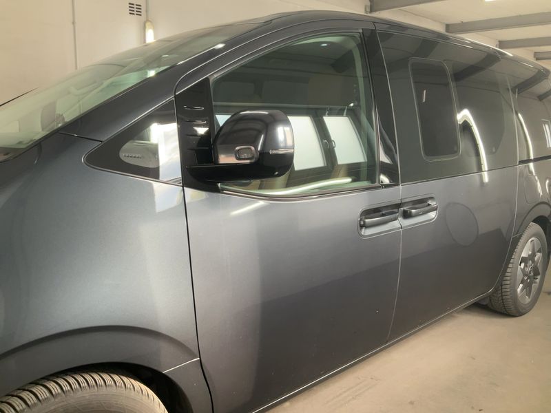 Hyundai Staria 2.2 CRDi Signature 4WD 2023 – снимка 4