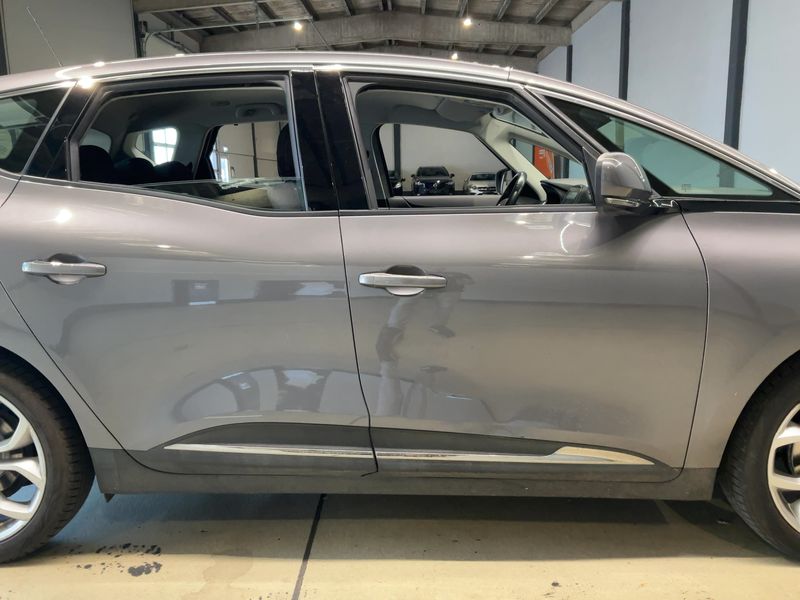 Renault Scenic 1.2 TCe Energy Experience 2017 – снимка 10