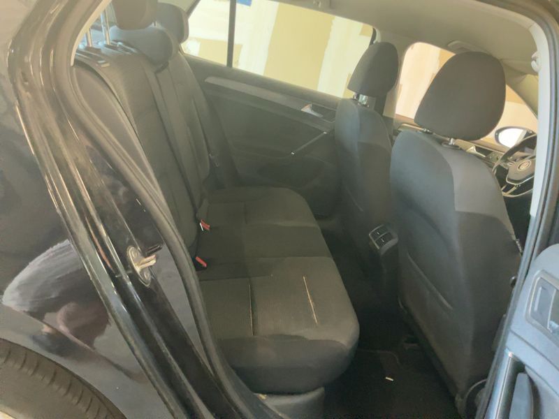 Volkswagen Golf VII 1.6 TDI Comfortline BlueMotion Tech 2013 – снимка 19
