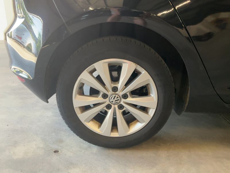 Volkswagen Golf VII 1.6 TDI Comfortline BlueMotion Tech 2013 – снимка 9