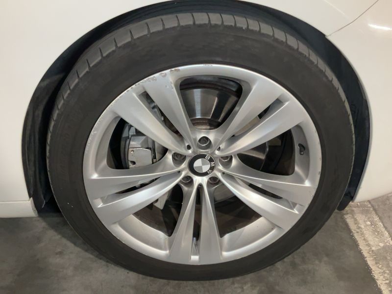 BMW 5er 530d GT 2011 – снимка 19