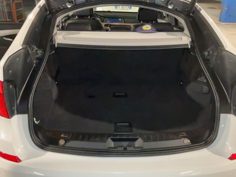 BMW 5er 530d GT 2011 – снимка 10