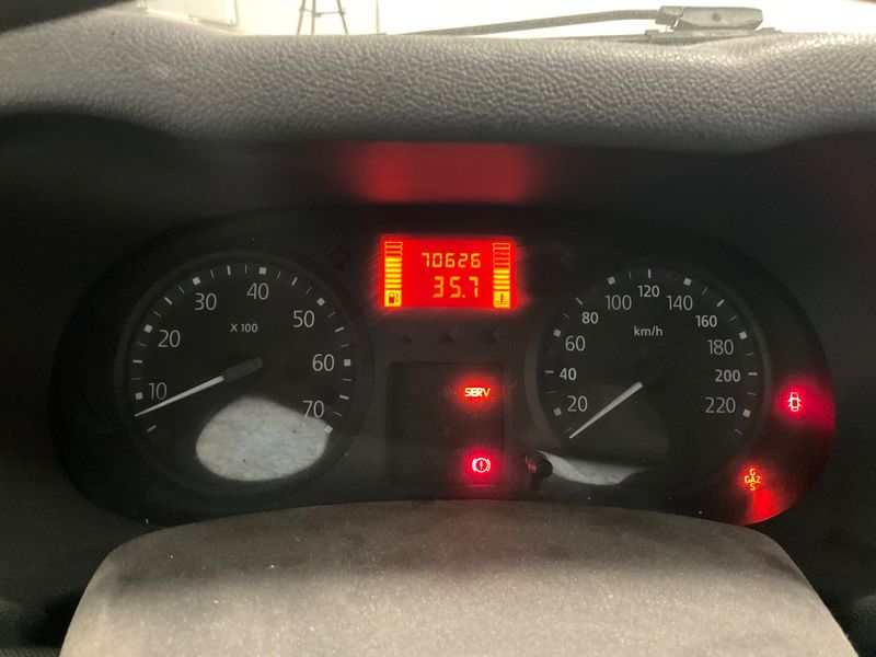 Renault Clio 1.2 Campus Authentique 2011 – снимка 4