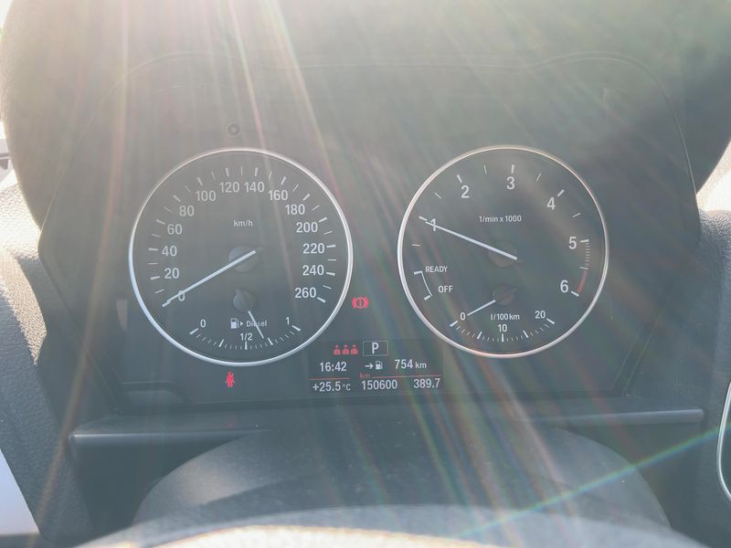 BMW 1er 116d Advantage 2015 – снимка 18