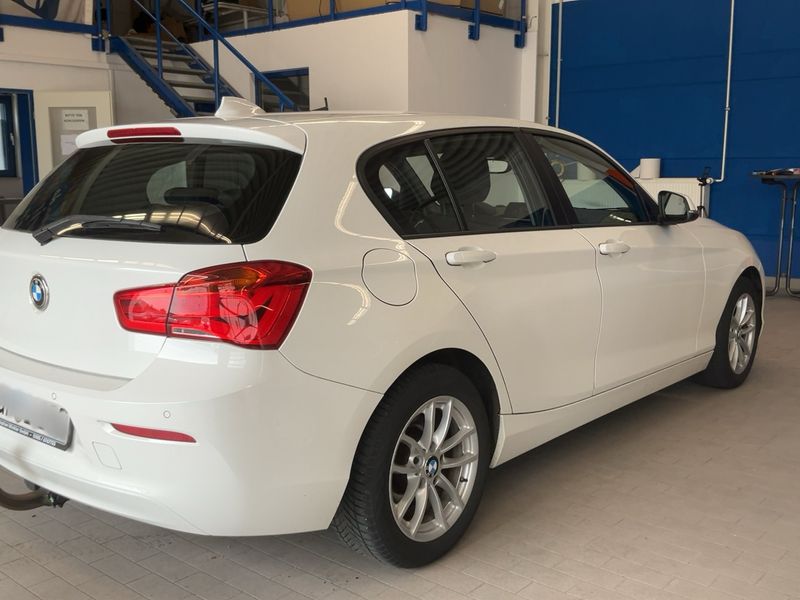 BMW 1er 116d Advantage 2015 – снимка 8
