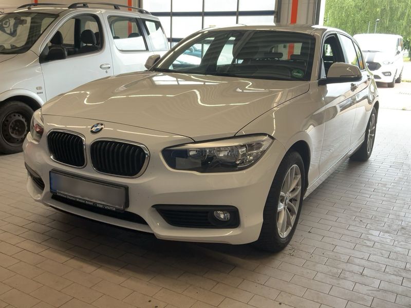 BMW 1er 116d Advantage 2015 – снимка 1