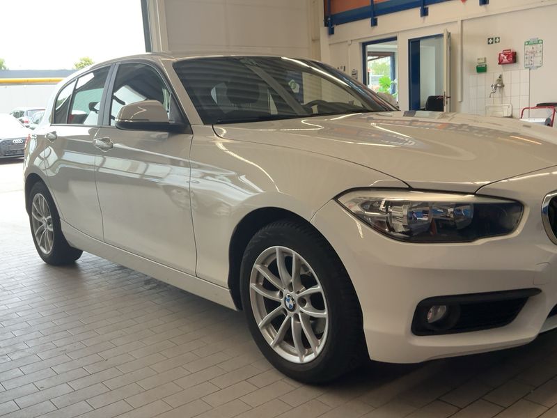 BMW 1er 116d Advantage 2015 – снимка 12