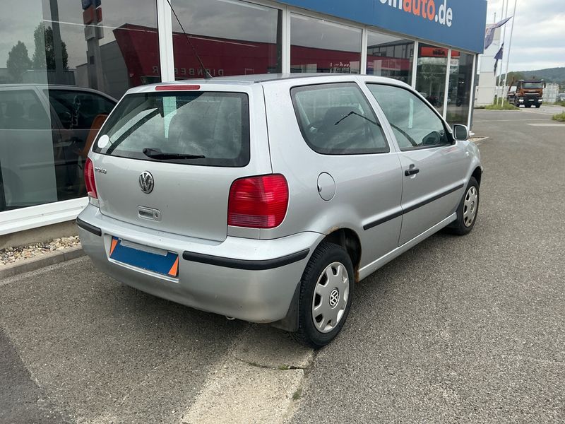 Volkswagen Polo 1.4 Comfortline 2001 – снимка 2
