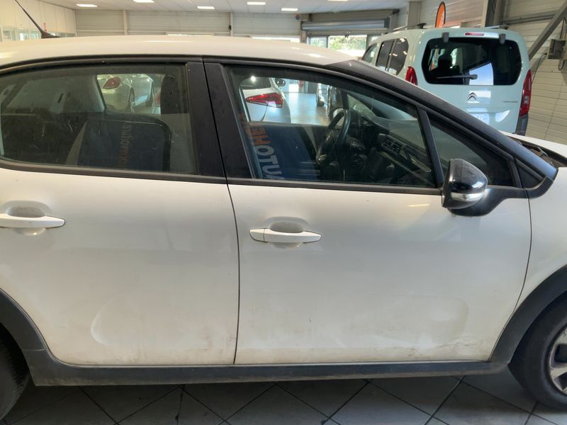 Citroen C3 1.5 Blue-HDi Société Feel 2021 – снимка на щета 10