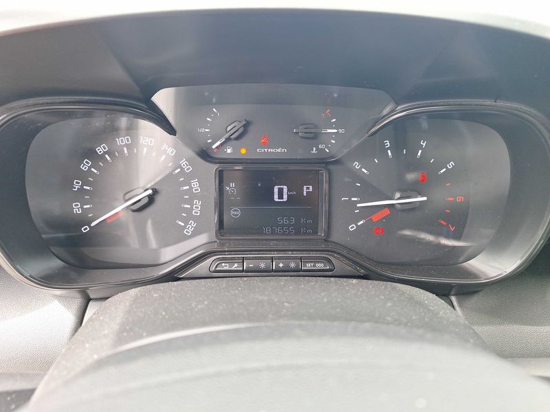 Citroen C3 Aircross 1.5 Blue-HDi Feel Pack Business 2021 – снимка 12