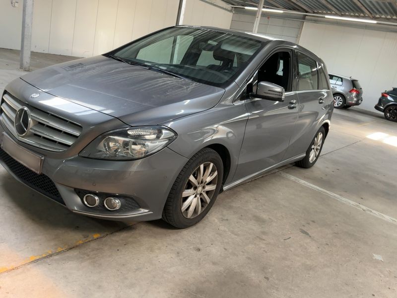 Mercedes-Benz B-Klasse B 200 CDI Standard 2012 – снимка 2