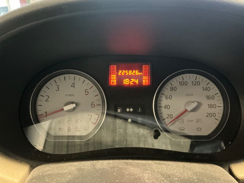 Dacia Logan 1.5 dCi Black Line 2 2012 – снимка 4