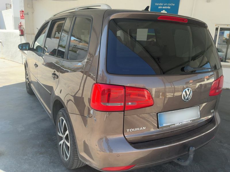 Volkswagen Touran 1.6 TDI Design Edition 2011 – снимка 6