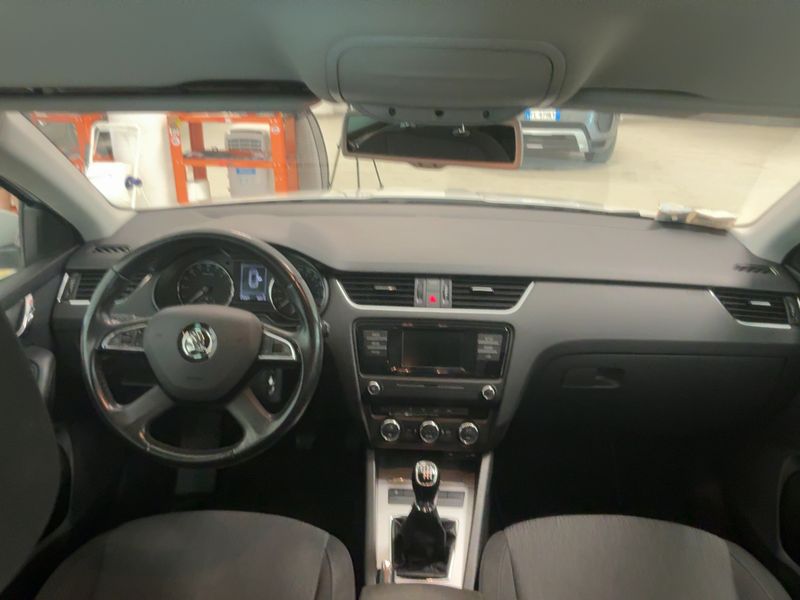 Skoda Octavia 2.0 TDI Elegance 2014 – снимка 18