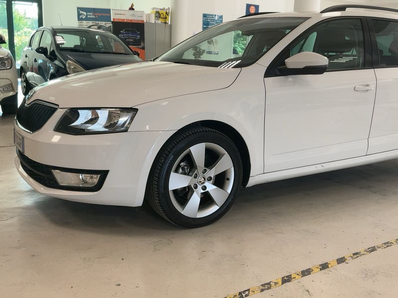 Skoda Octavia 2.0 TDI Elegance 2014 – снимка 2