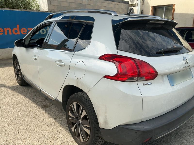 Peugeot 2008 1.6 Blue-HDi Allure 2016 – снимка 6