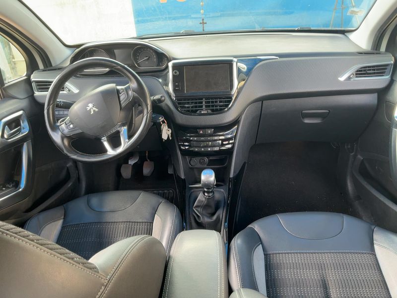 Peugeot 2008 1.6 Blue-HDi Allure 2016 – снимка 17