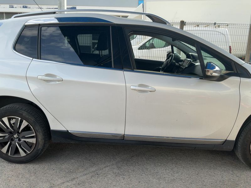 Peugeot 2008 1.6 Blue-HDi Allure 2016 – снимка 10