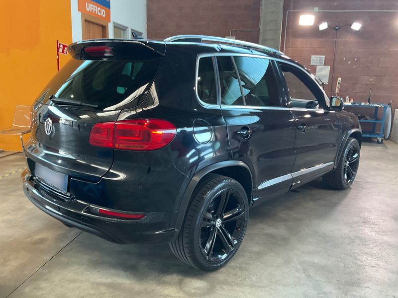Volkswagen Tiguan 2.0 TDI R-Line 4Motion BlueMotion Tech 2014 – снимка 8