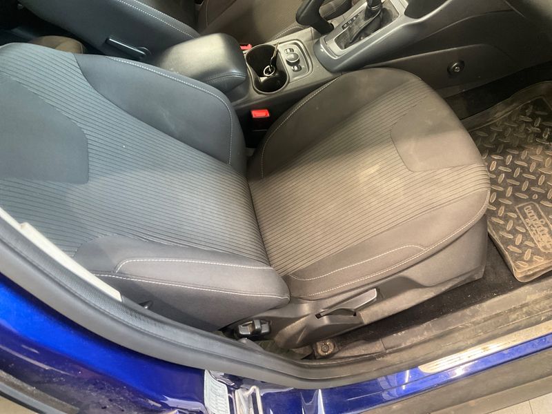 Ford Focus 1.6 Ti-VCT Titanium 2015 – снимка 29