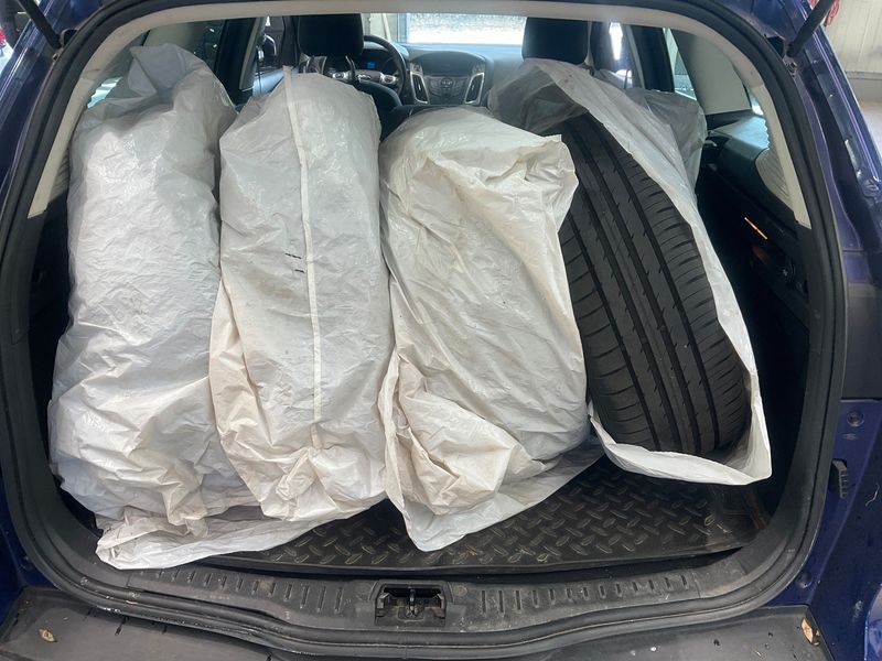 Ford Focus 1.6 Ti-VCT Titanium 2015 – снимка 15
