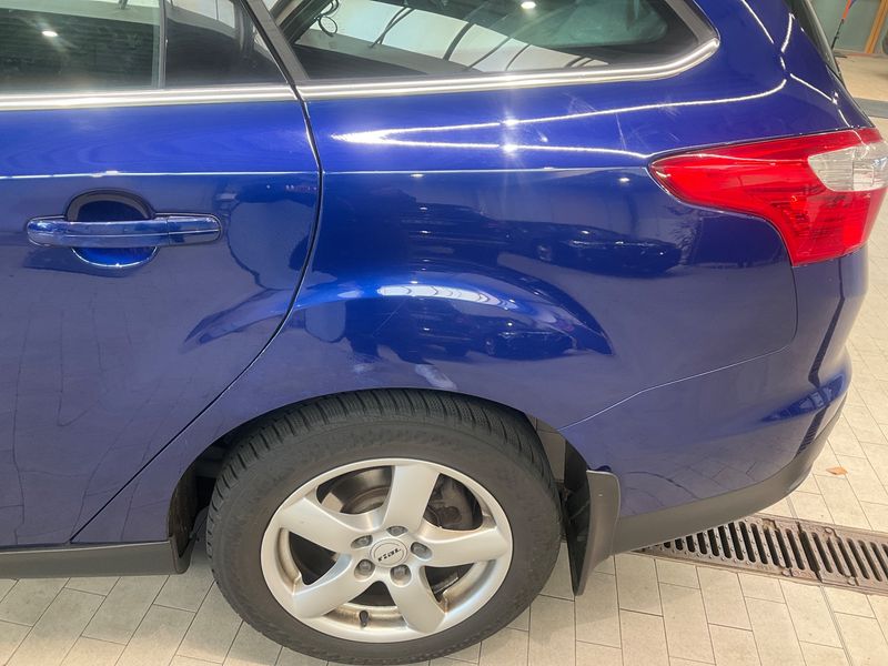 Ford Focus 1.6 Ti-VCT Titanium 2015 – снимка 27
