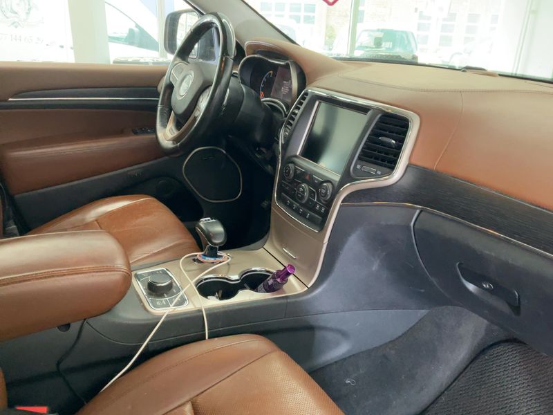 Jeep Grand Cherokee 3.0 CRD Summit 2016 – снимка 17