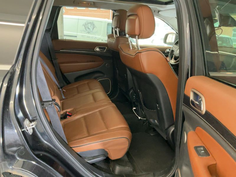 Jeep Grand Cherokee 3.0 CRD Summit 2016 – снимка 19