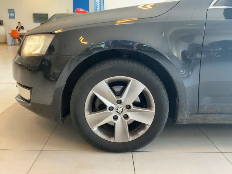 Skoda Octavia 1.6 TDI GreenLine 2014 – снимка 3
