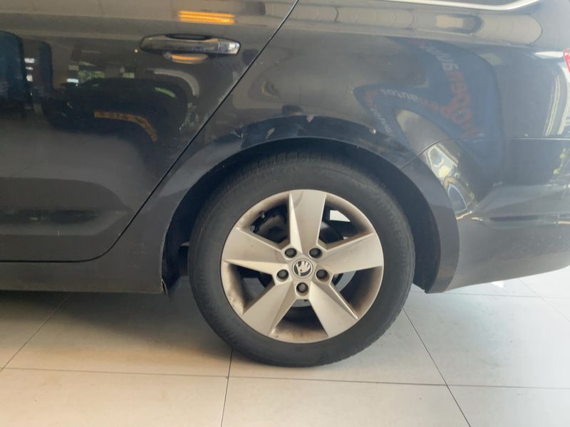 Skoda Octavia 1.6 TDI GreenLine 2014 – снимка 5