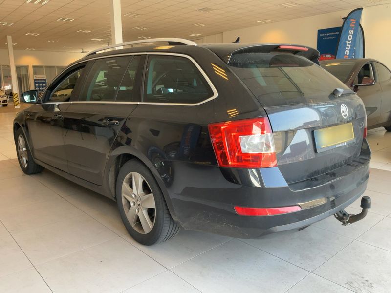 Skoda Octavia 1.6 TDI GreenLine 2014 – снимка 6