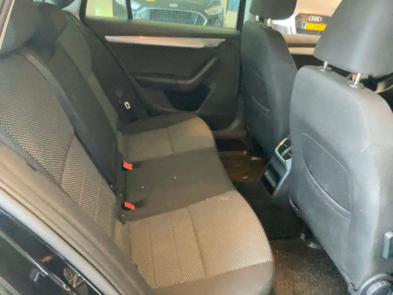 Skoda Octavia 1.6 TDI GreenLine 2014 – снимка 20