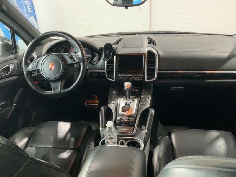 Porsche Cayenne S 2012 – снимка 17