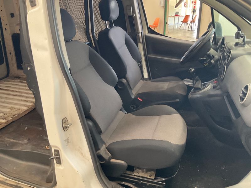 Citroen Berlingo 1.6 Blue-HDi L1 2019 – снимка 16