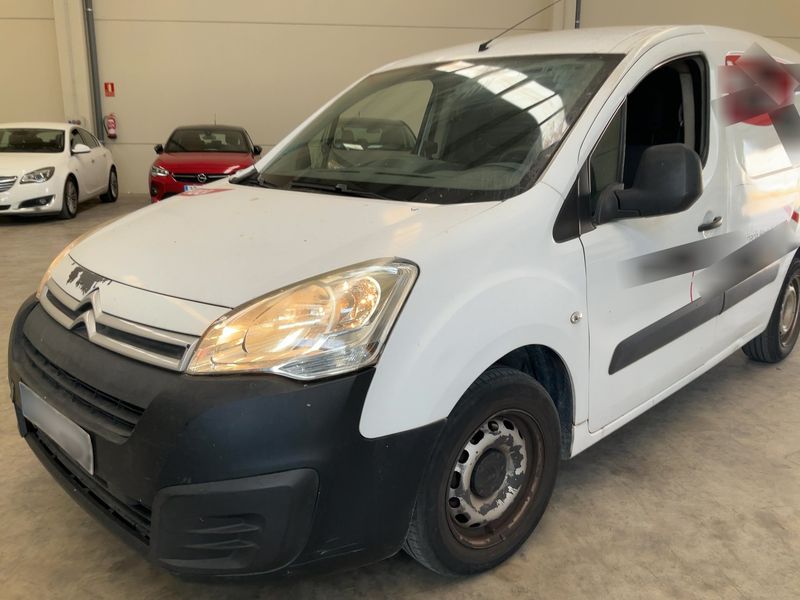 Citroen Berlingo 1.6 Blue-HDi L1 2019 – снимка 2