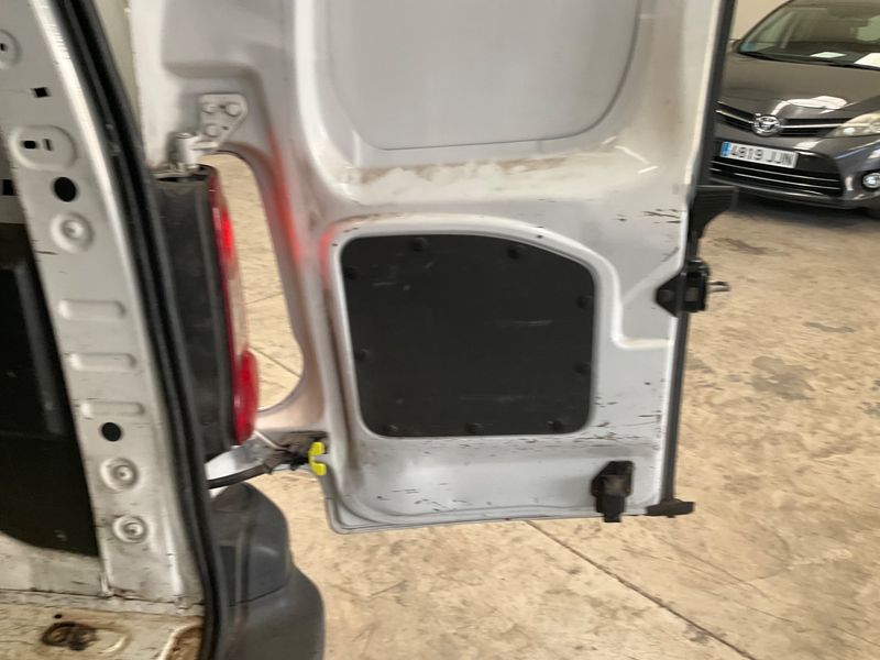 Citroen Berlingo 1.6 Blue-HDi L1 2019 – снимка 34