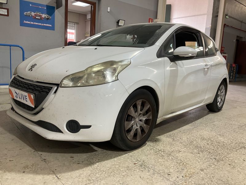 Peugeot 208 1.4 HDi Access 2014 – снимка 1