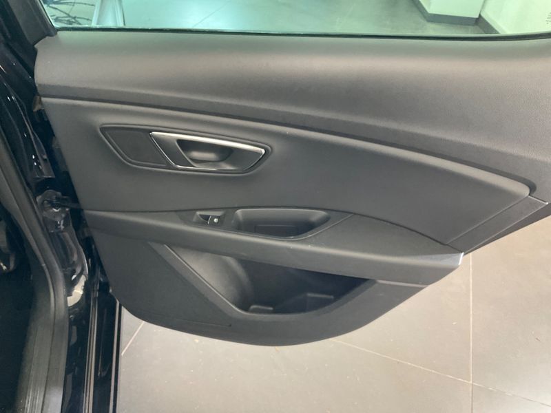 Seat Leon 1.4 TSI ACT FR 2016 – снимка 28