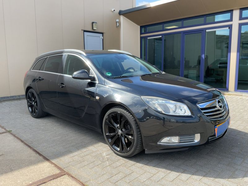 Opel Insignia Sports Tourer 1.4 Turbo Sport 2011 – снимка 12