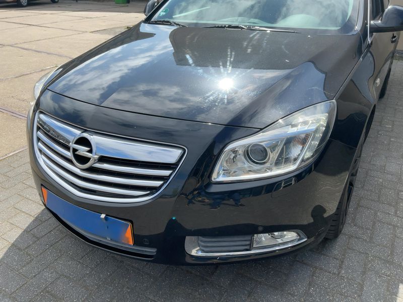 Opel Insignia Sports Tourer 1.4 Turbo Sport 2011 – снимка 2