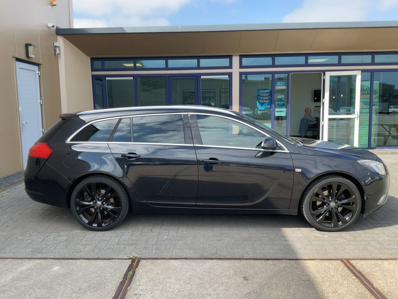 Opel Insignia Sports Tourer 1.4 Turbo Sport 2011 – снимка 10
