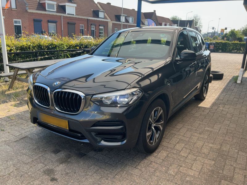 BMW X3 xDrive 20i Advantage 2018 – снимка 2