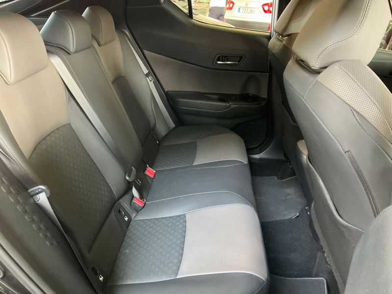 Toyota C-HR 1.8 Hybrid Business Edition 2022 – снимка 19