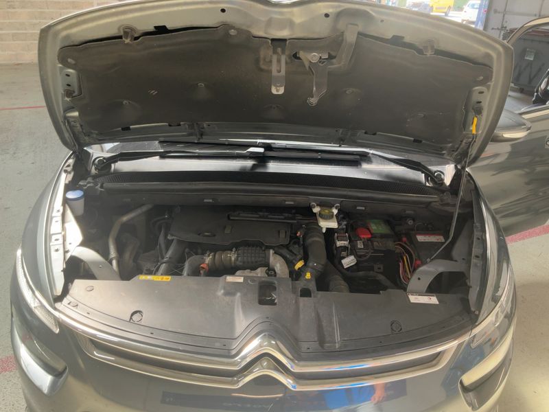 Citroen C4 Picasso 1.6 e-HDi 2014 – снимка 34