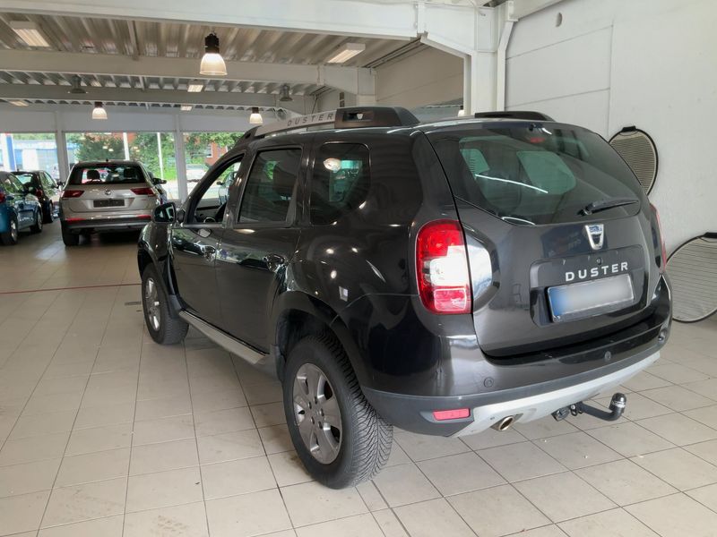 Dacia Duster 1.6 LPG Prestige 4x2 2015 – снимка 6