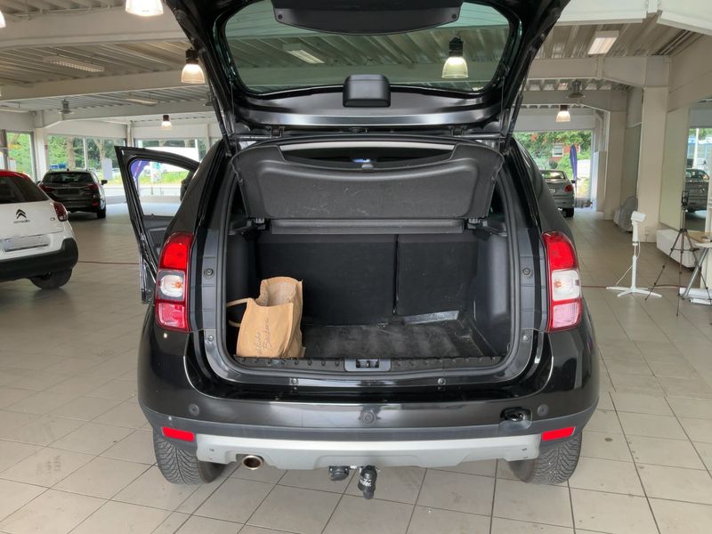 Dacia Duster 1.6 LPG Prestige 4x2 2015 – снимка 15