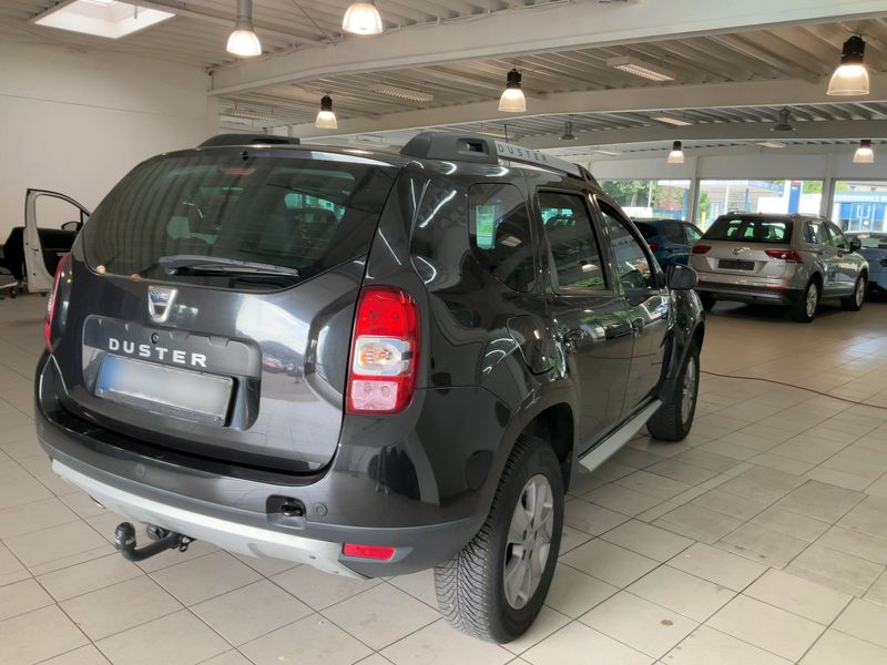 Dacia Duster 1.6 LPG Prestige 4x2 2015 – снимка 8