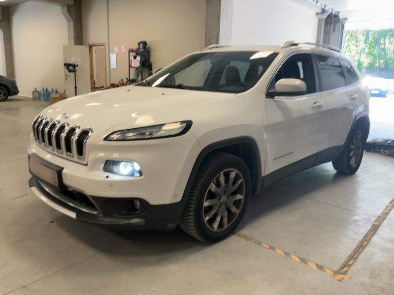 Jeep Cherokee 2.0 M-Jet Limited 4WD 2015 – снимка 2